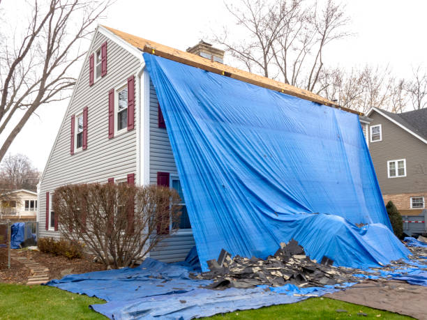 Siding Removal and Disposal in Spring Lake, NC